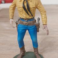 tex willer statuette 