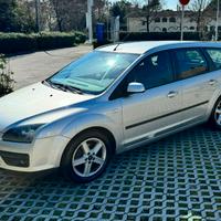 FORD  FOCUS 1.6 DIESEL OK NEO PATENTATI 