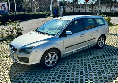FORD  FOCUS 1.6 DIESEL OK NEO PATENTATI 