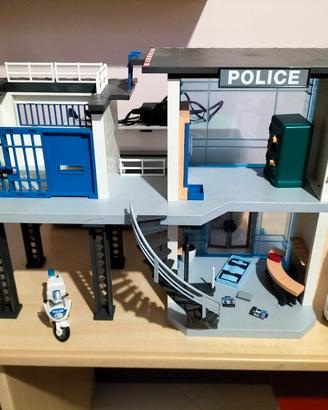 caserma Polizia Playmobil
