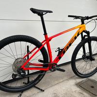 Mtb trek procaliber 9.5, carbonio 29’, taglia L