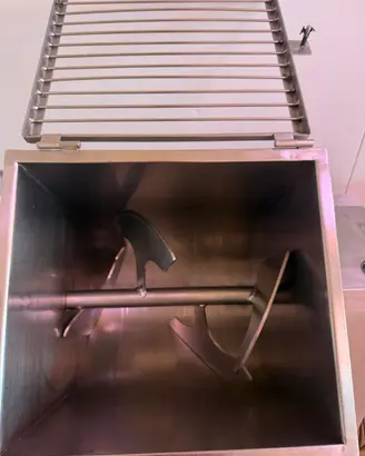 IMPASTATRICE SALUMI PROFESSIONALE 50 KG