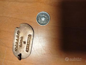 medaglia al valore militare e piastrina
