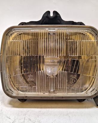 FANALE ANTERIORE SX TOYOTA HILUX (--) 2WD 2.4 D 8v