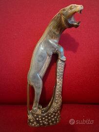 scultura pantera in corno fine 800 primi 900