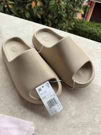 Yeezy slide