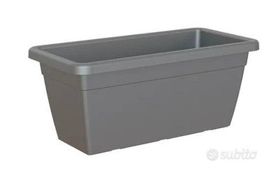 Tre fioriere modello VENEZIA, con sottovaso