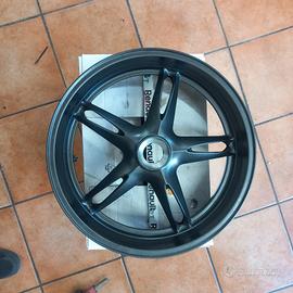 cerchio posteriore triumph