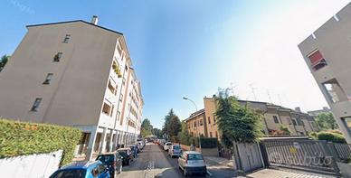 Stanza a Monza città tutto incluso-libera subito