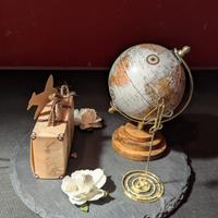 soprammobile mappamondo viaggio con valigia 