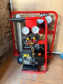 Stazione vuoto e ricarica refrigerante