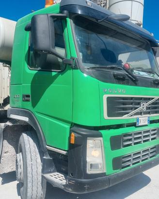 Volvo 400 autobetoniera cifa