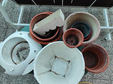 vasi da fiori in gruppo 