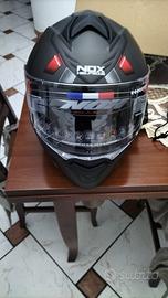 Casco moto Nox Helmets con comunicatore