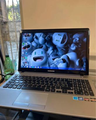 Computer samsung portatile NP275E5E