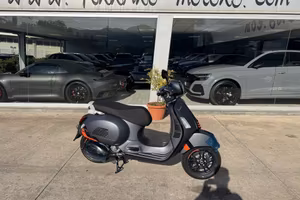 VESPA GTS SUPER SPORT NUOVA PRONTA CONSEGNA