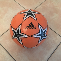 Pallone da calcio Adidas nuovo Finale Capitano