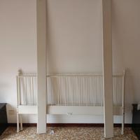 letto in ferro battuto Ikea bianco