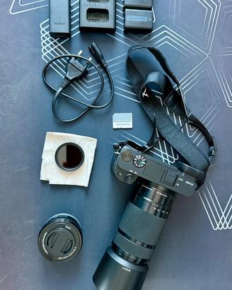 Sony Alpha 6400,obiettivi 16-50, 55-210 e accesori
