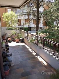Appartamento di 128 m² con 5 locali e box auto dop