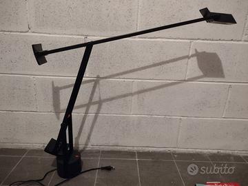 Lampada Tizio della Artemide