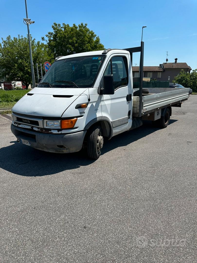 Phare Arrière Gauche Pour Iveco Daily Cassonato (1989-1999) - Compatible Versions Cassonat, Modèle Conducteur