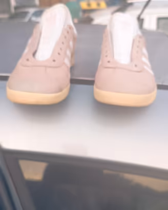 scarpe sportive Gazzelle Adidas tg 37