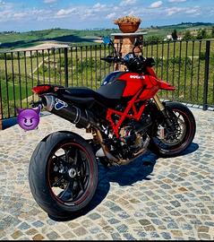 Ducati Hypermotard 1100S