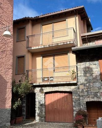 CASA SEMINDIPENDENTE A MALEGNO