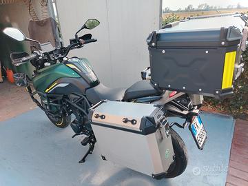 Moto BENELLI TRK 702 ABS