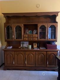 Arredo salotto vintage tavolino e buffet