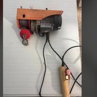 Montacarichi max 200kg