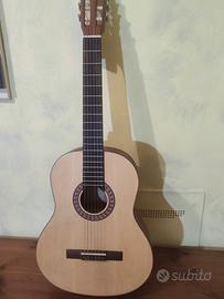 Chitarra classica Toledo con custodia e supporto