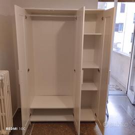 Armadio Ikea pax 3 ante con specchio centrale