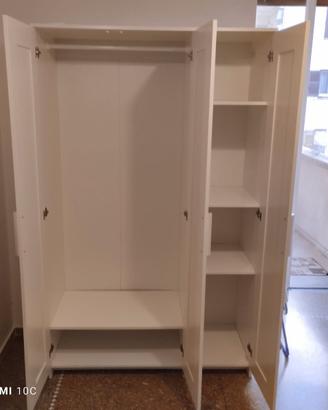 Armadio Ikea pax 3 ante con specchio centrale