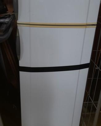 frigorifero ( eskimese ) bianco funzionante 