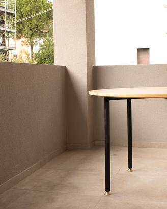 Tavolo da cucina con piano in rovere