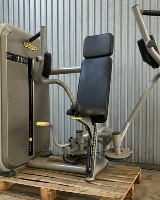 PECTORAL MACHINE Element Technogym