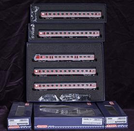 Set Vitrains 1049L + 3083 + 3084 Carrozze MDVE