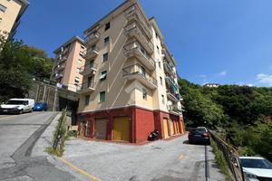 4 LOCALI A GENOVA