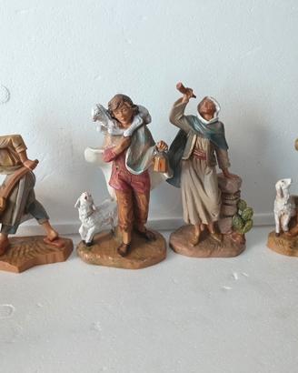 Pastori presepe Fontanini 18 euro al pezzo 