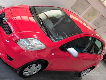 Toyota Yaris Sol 