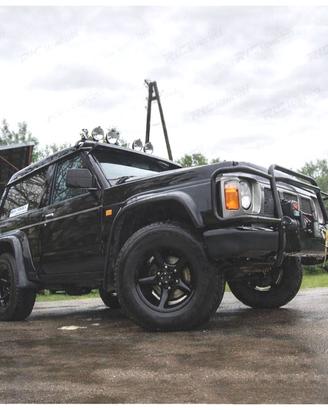 KIT PARAFANGHI NISSAN PATROL GR 88-97