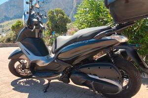 Piaggio Beverly 350