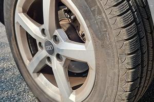 Pneumatici Invernali MOMO W2 NORTH POLE 215/60 R16