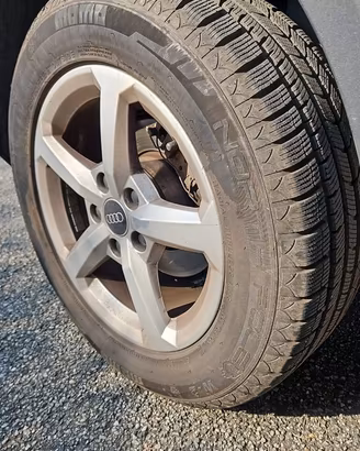 Pneumatici Invernali MOMO W2 NORTH POLE 215/60 R16