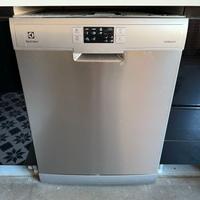 Lavastoviglie Electrolux Time Manager