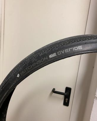 Hutchinson overide 700x 40