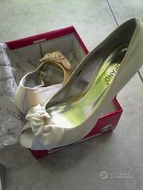 Scarpe décolleté e sandali