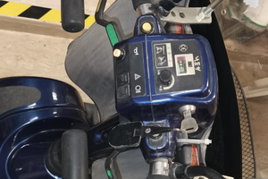 Scooter elettrico per disabili e/o anziani